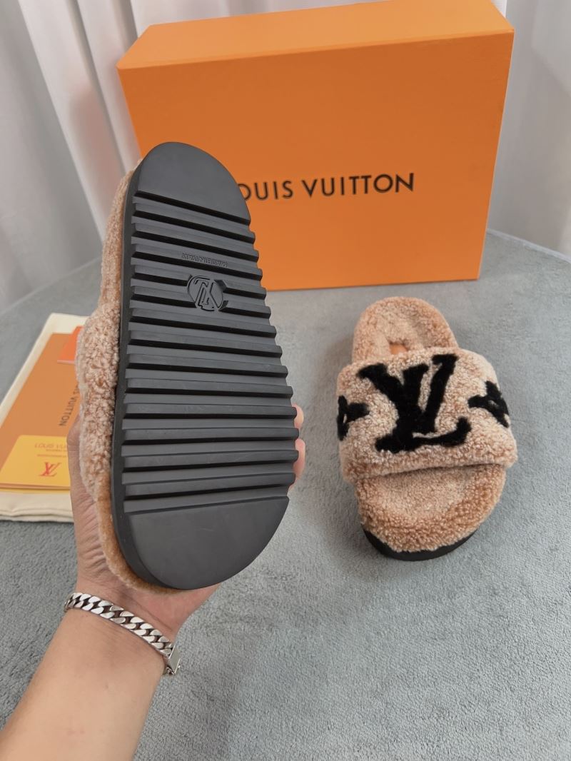 Louis Vuitton Slippers